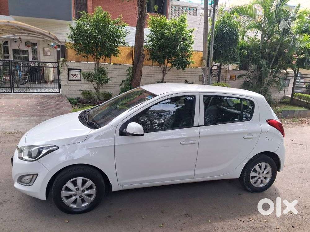 Hyundai I20 Sportz 1.2 Bs-iv, 2013, Petrol