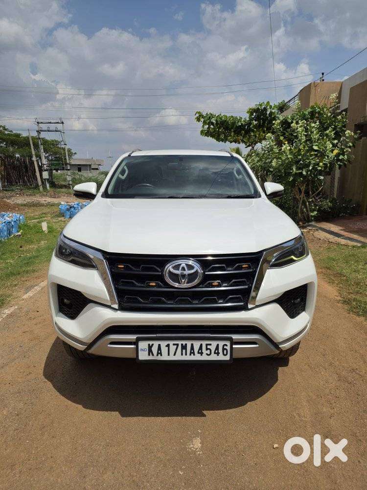 Toyota Fortuner 4x2 Mt 2.8 Diesel, 2021, Diesel