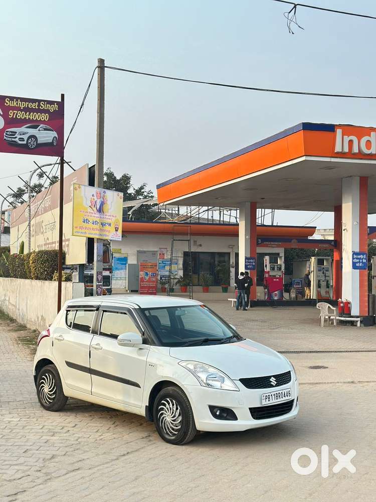 Maruti Suzuki Swift Vxi + Manual, 2015, Petrol