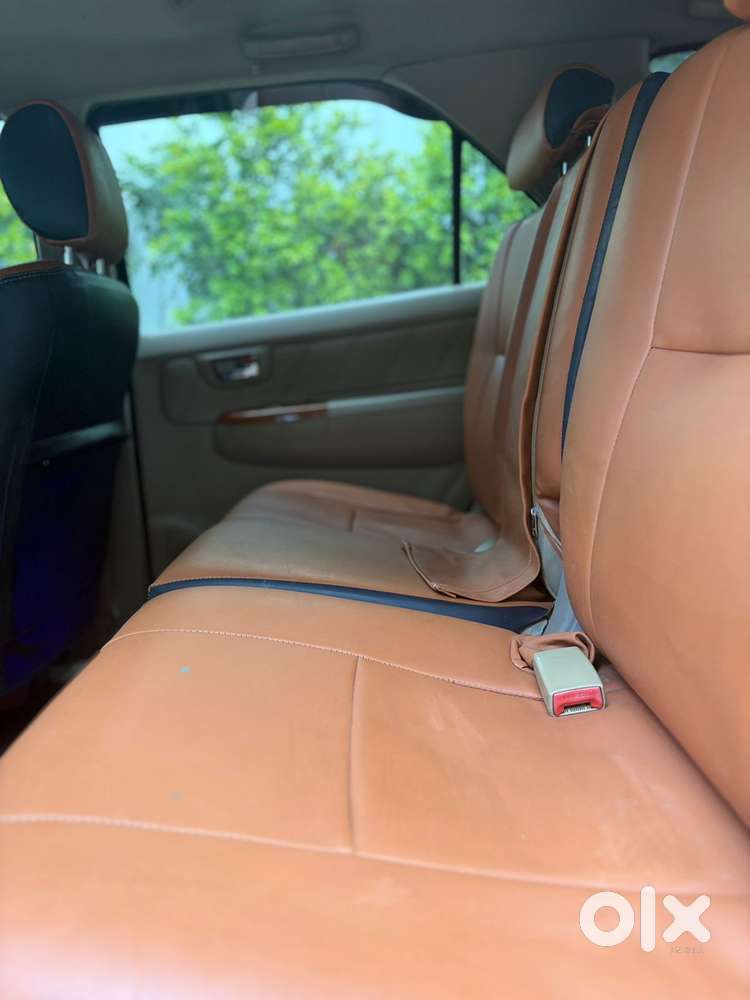 Toyota Fortuner 3.0 4x4 Manual, 2011, Diesel