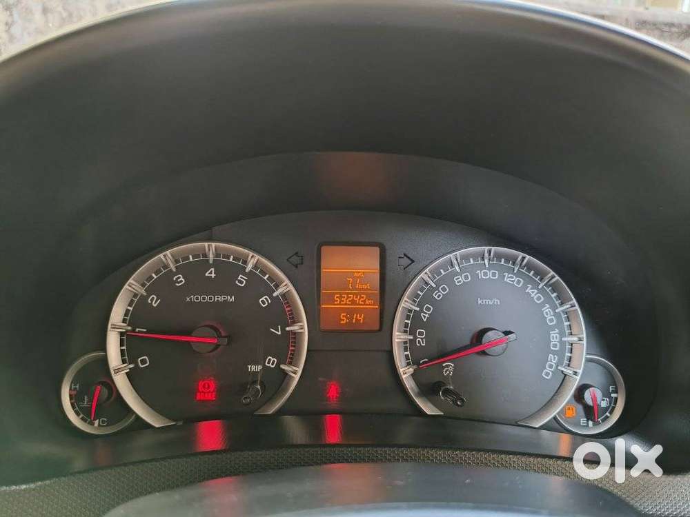 Maruti Suzuki Swift Dzire 1.2 Vxi Bsiv, 2014, Petrol