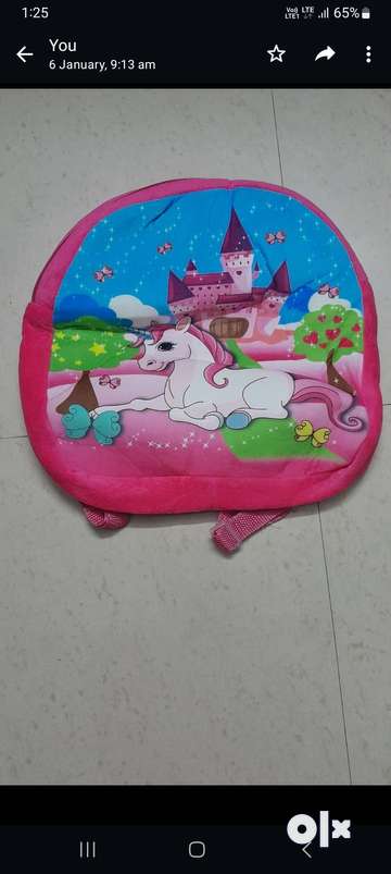 School bag outlet price 250