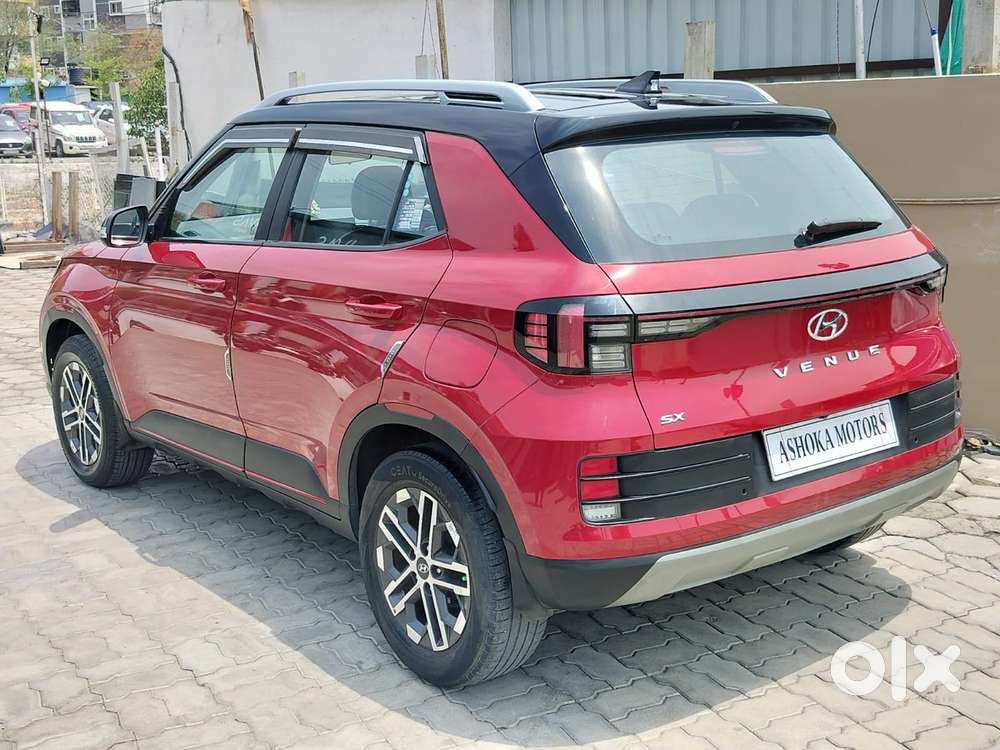 Hyundai Venue Sx Dual Tone Diesel, 2023, Diesel