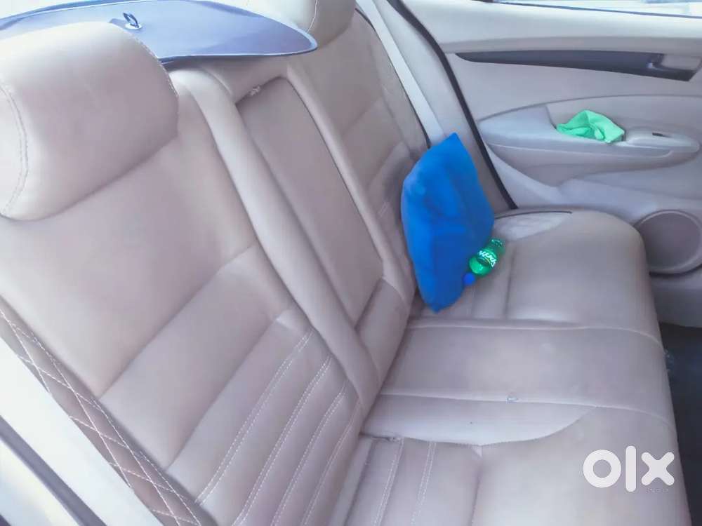Honda City Petrol Automatic 2012 Km Driven
