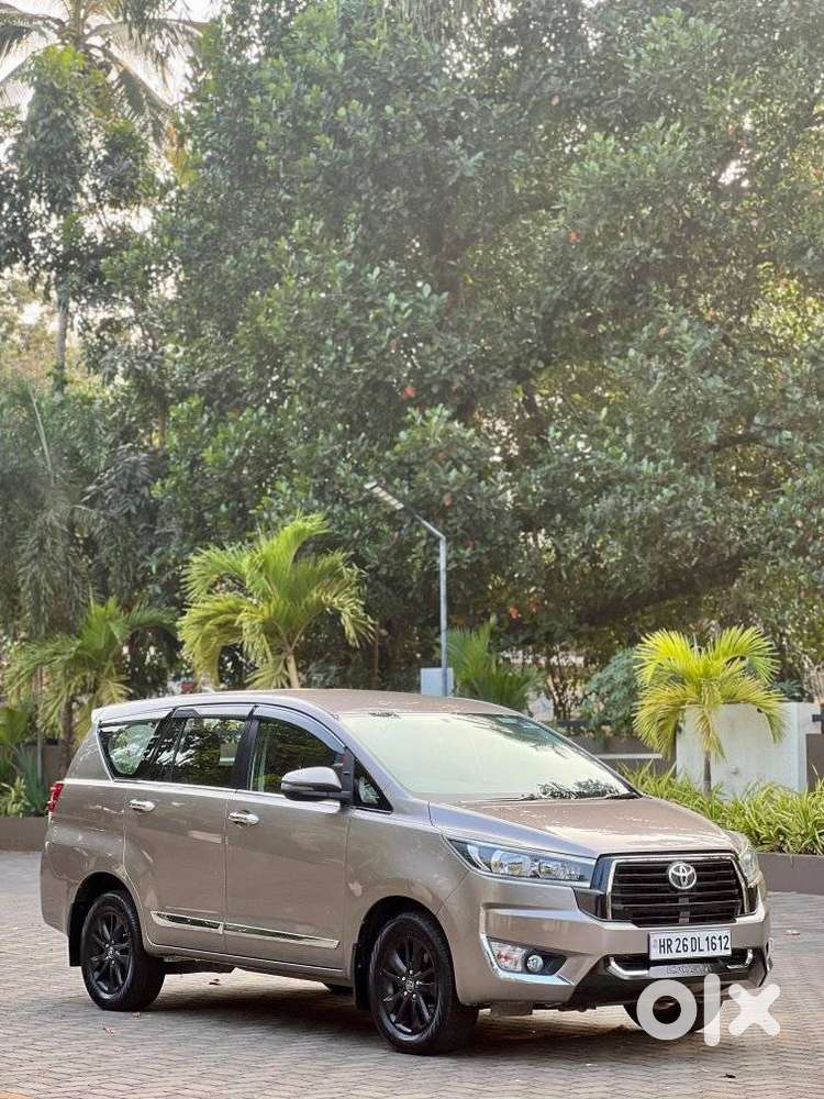 Toyota Innova Crysta 2.8 Gx At 8s, 2018, Diesel