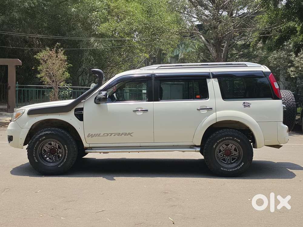 Ford Endeavour 2009 Diesel Well Maintained, Alloys And Tyres Available