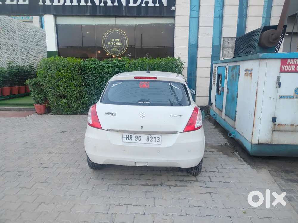 2017 Maruti Suzuki Swift Lxi Petrol