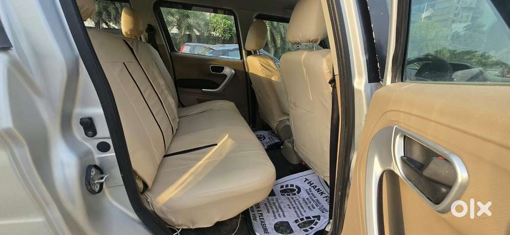 Mahindra Tuv 300 Mhawk100 T8, 2017, Diesel