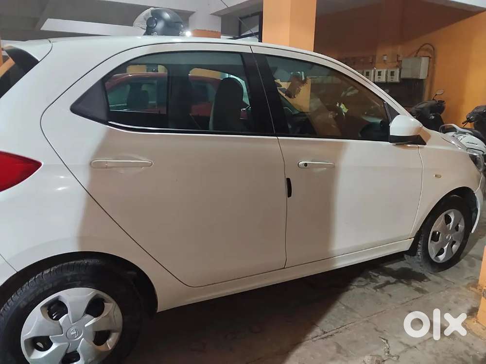 Tata Tiago Xt 2016 Petrol