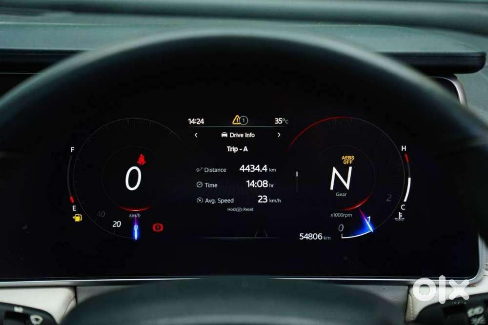 Mahindra Xuv700 2.2 Ax 7 Diesel Mt Luxury Pack Str, 2024, Diesel