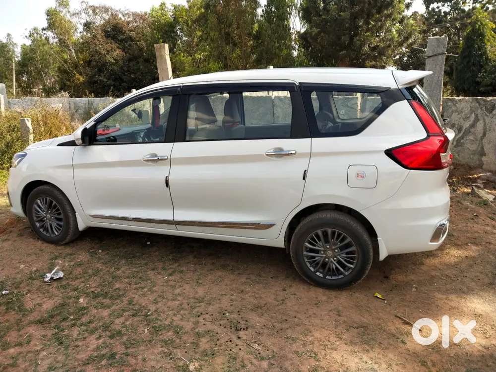 Maruti Suzuki Ertiga Zxi Ples 2022