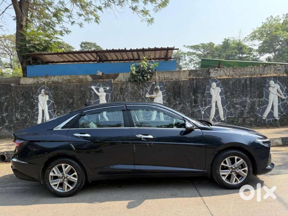 Hyundai Verna 1.5 Sx Petrol Mt, 2023, Petrol