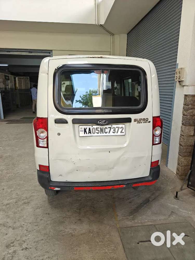Mahindra Supro