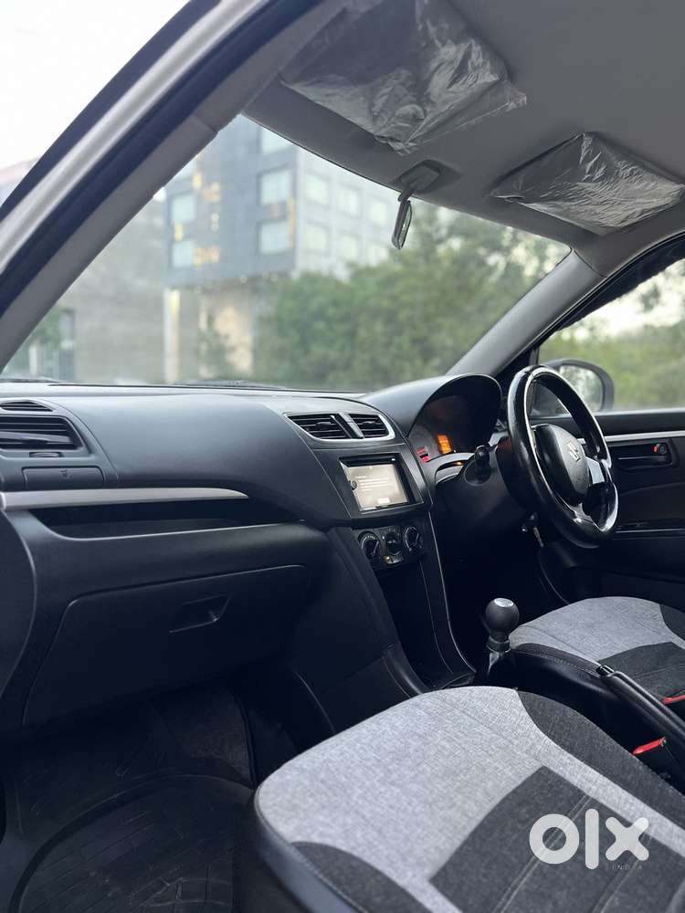 Maruti Suzuki Swift Vxi Optional, 2017, Petrol