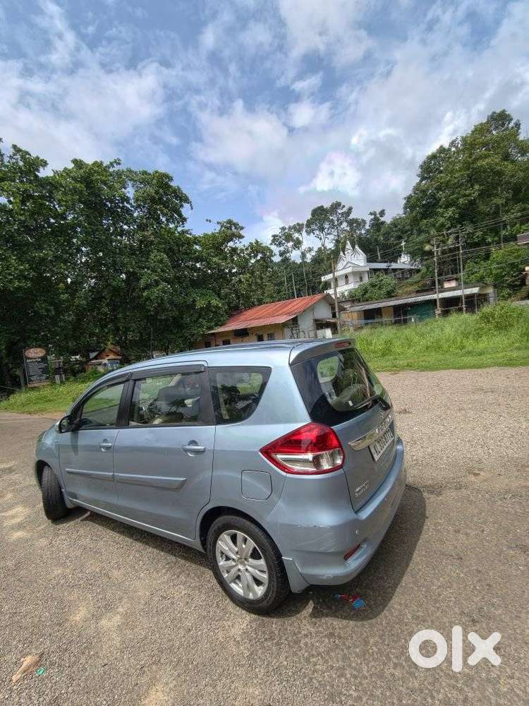 Maruti Suzuki Ertiga Zxi Shvs, 2015, Petrol