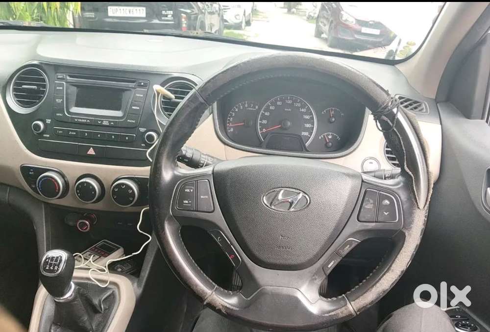 Hyundai Grand I10 Asta Option, 2013, Petrol