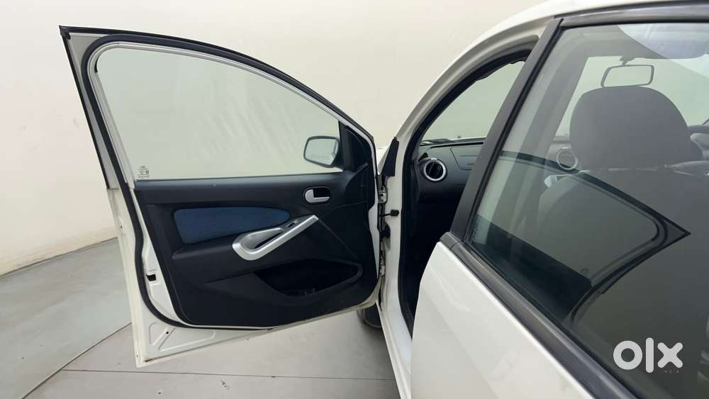 Ford Figo 1.2 Duratec Petrol Titanium, 2015, Petrol
