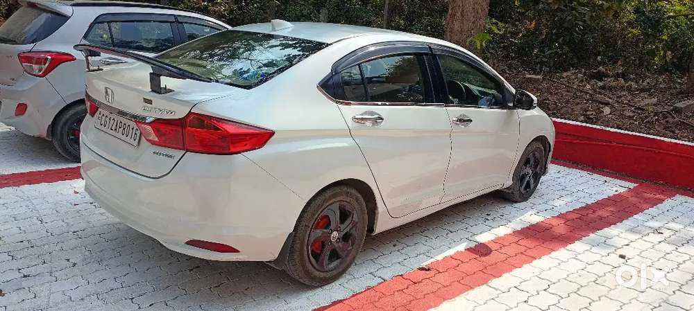 Honda City 2016 Top Modal Push Start Sunroof Insurance 1st Party