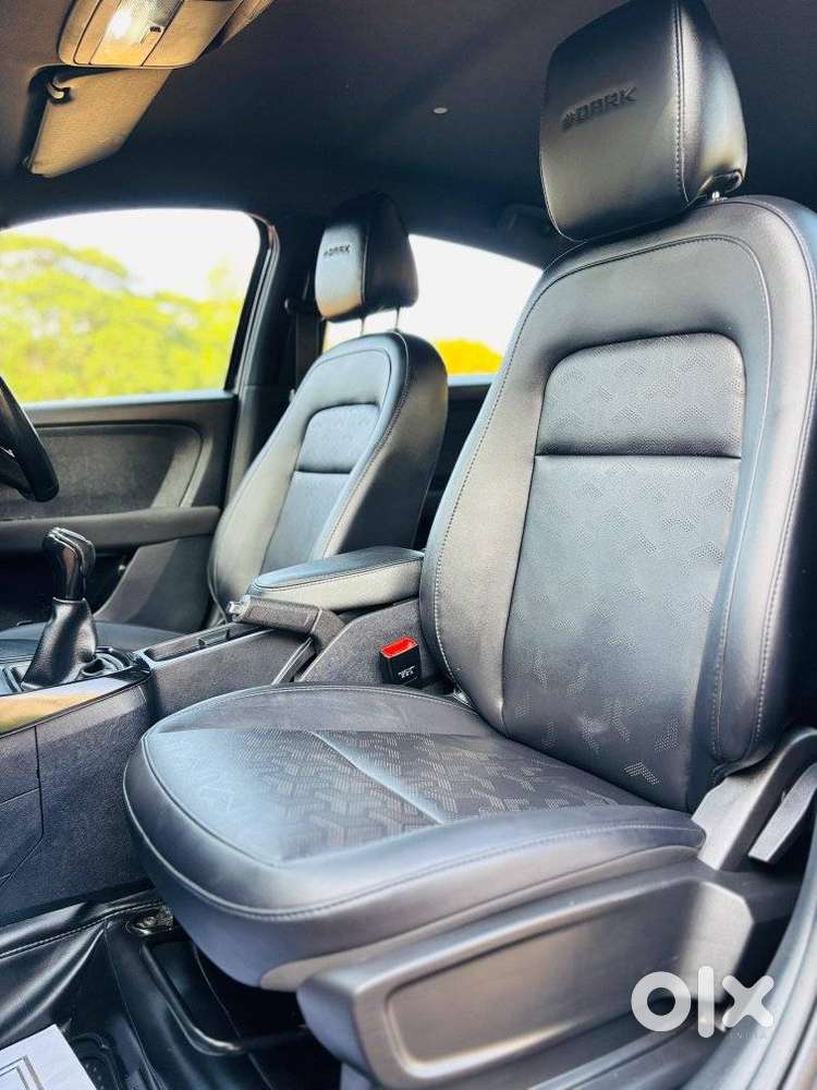Tata Altroz 1.2 Xz Plus Dark Edition, 2022, Petrol