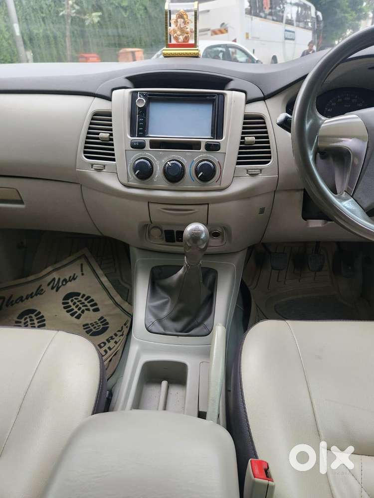 Toyota Innova 2.5 G (diesel) 8 Seater, 2014, Diesel