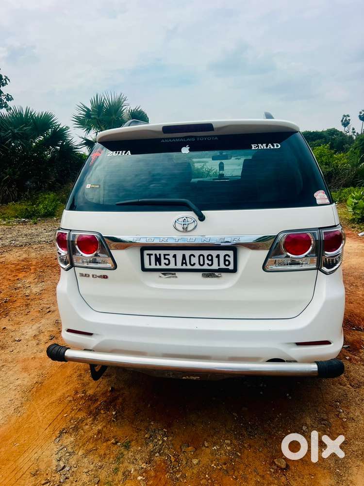 Toyota Fortuner 2014 Diesel 120000 Km Driven