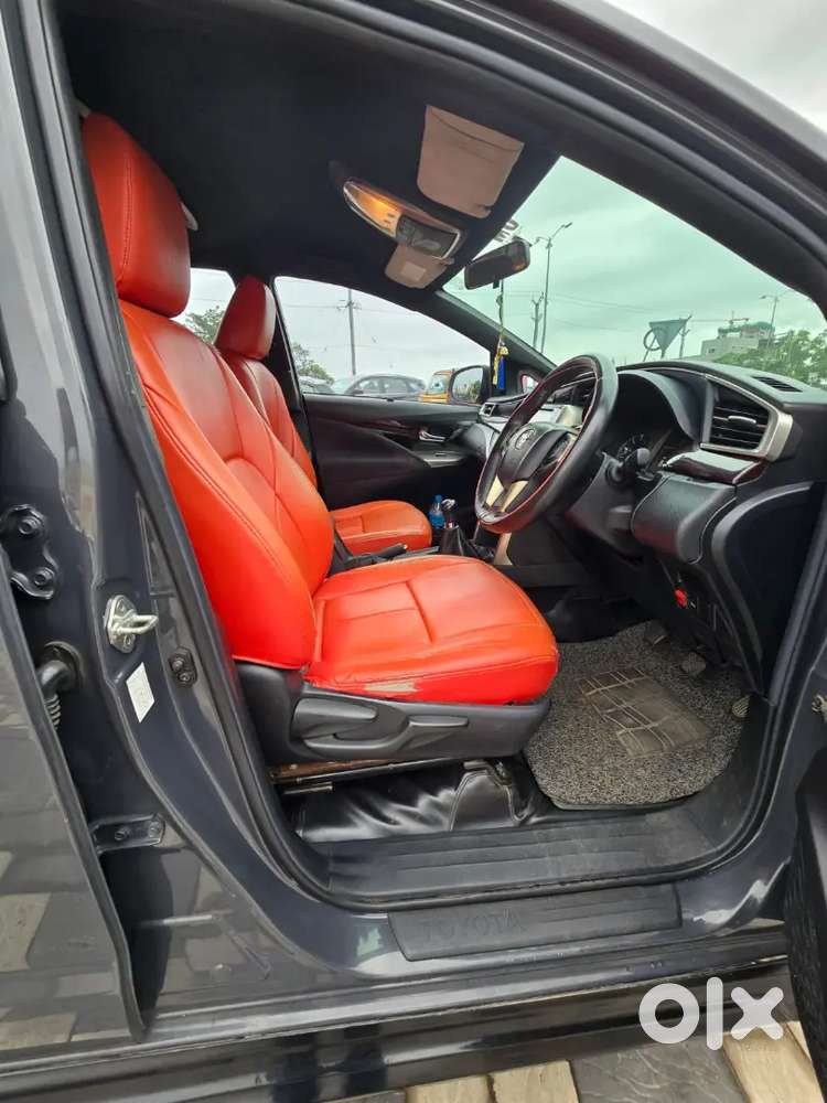 Toyota Innova Crysta 2016