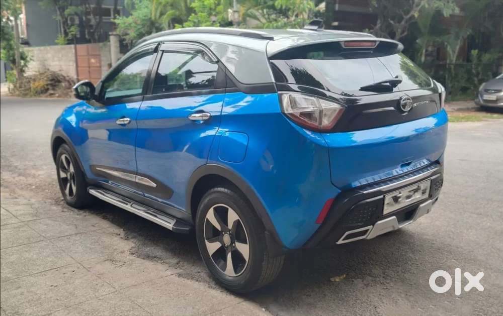 Tata Nexon 1.2 Revotron Xza Plus, 2020, Petrol