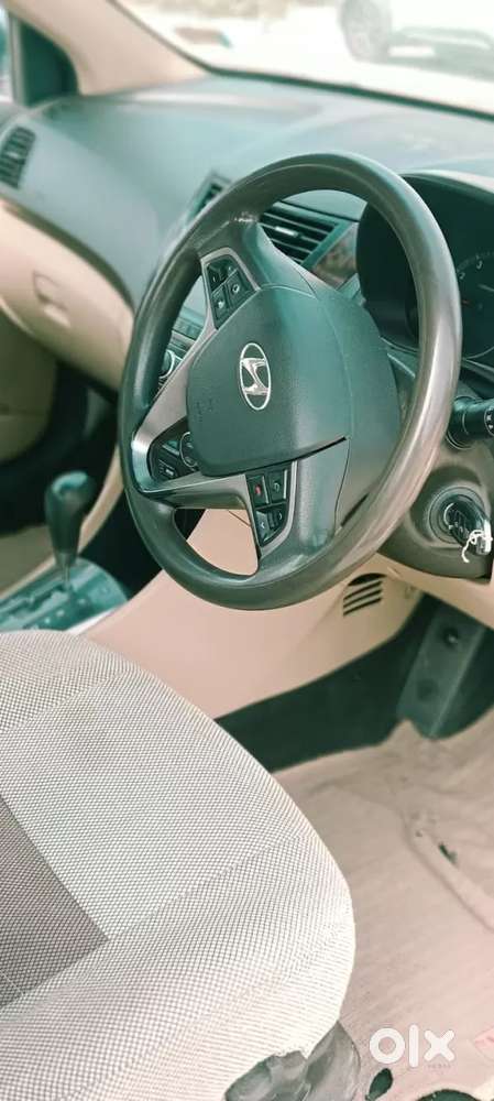 Hyundai Verna [ ] Fluidic 4s 1.6 Vtvt Sx At, 2016, Petrol