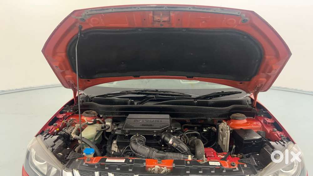 Maruti Suzuki Vitara Brezza Zdi+ Dual Tone Mt, 2016, Diesel