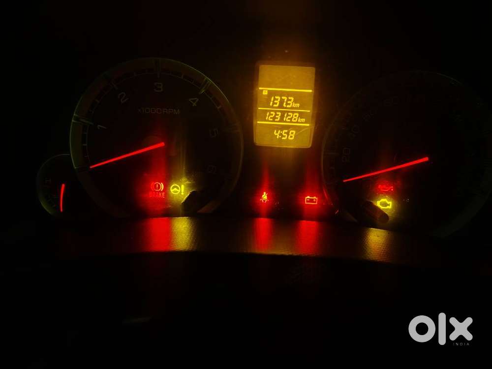 Maruti Suzuki Swift Dzire 2012 Diesel Well Maintained