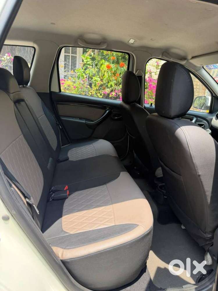 Renault Duster 2015-2016 Petrol Rxl, 2015, Petrol