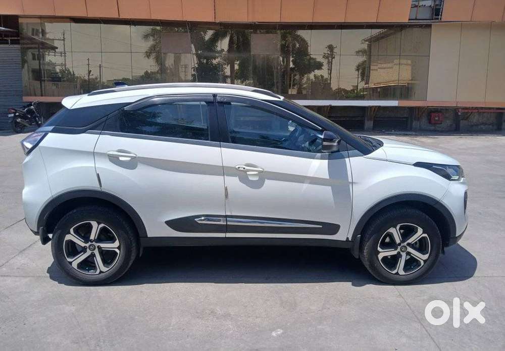 Tata Nexon 1.2 Revotron Xza Plus (o) Amt, 2021, Petrol