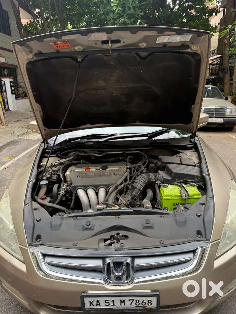 Honda Accord 2.4 Ivtec

Model: Honda Accord 2006 Petrol Good Condition