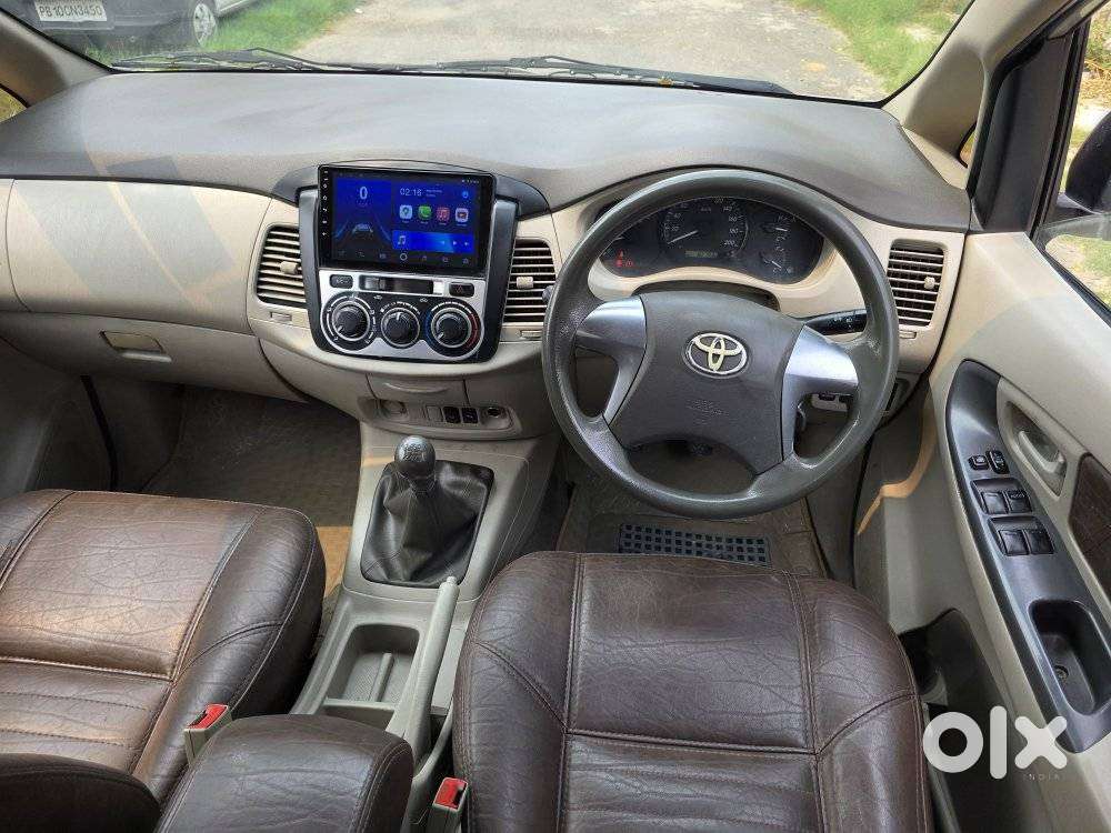 Toyota Innova 2009-2011 2.0 Gx 8 Str, 2014, Diesel