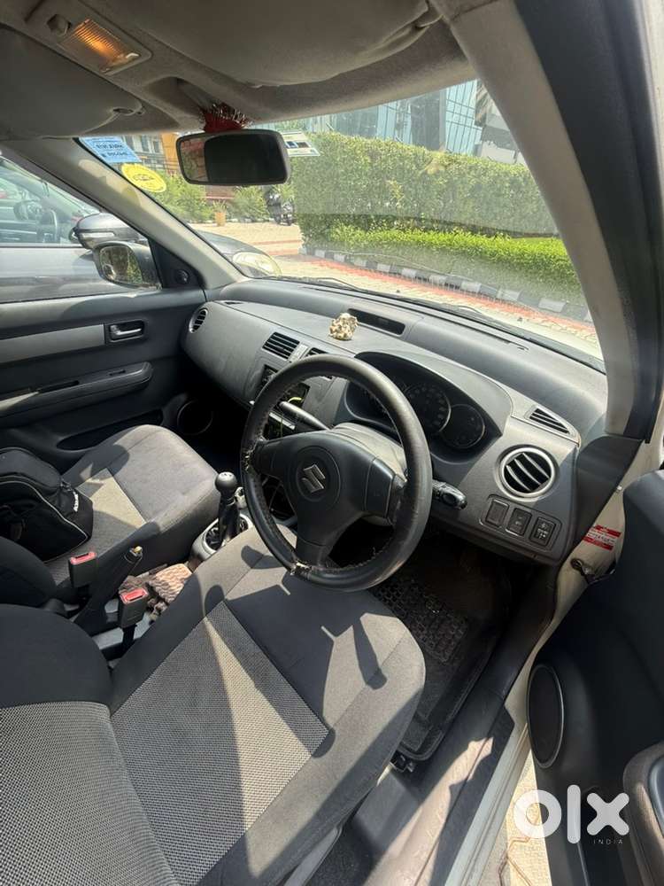 Maruti Swift 2010 Petrol
