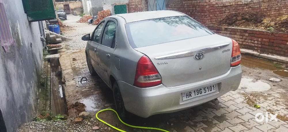 Toyota Etios Xclusive 2012