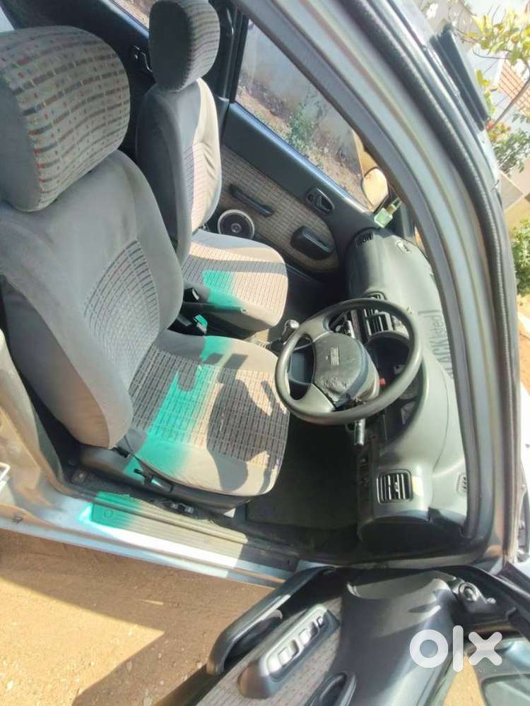 Maruti Suzuki Esteem, 2005, Petrol
