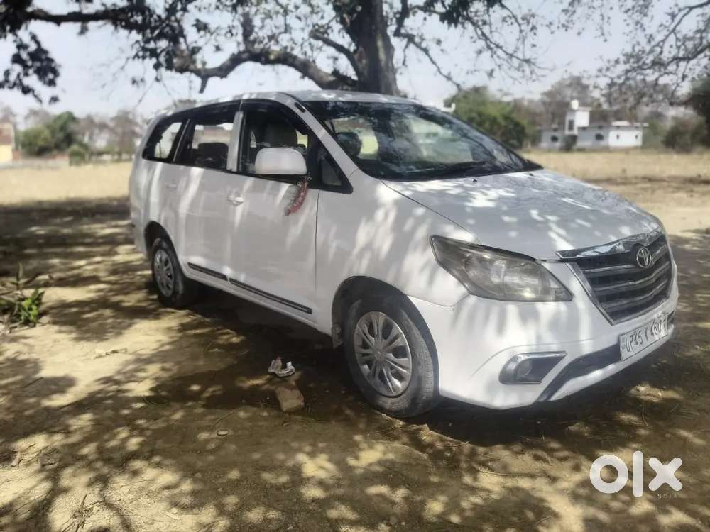 Toyota Innova 2011