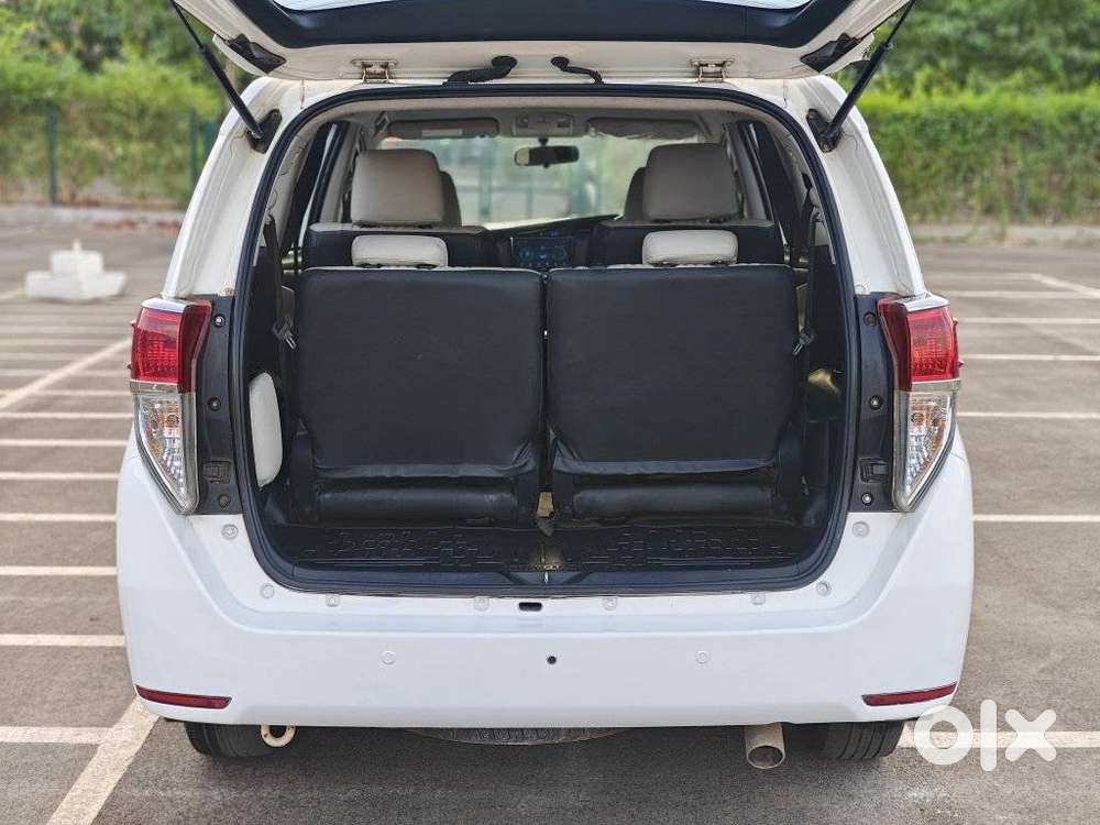 Toyota Innova Crysta 2.8 Gx At, 2017, Diesel