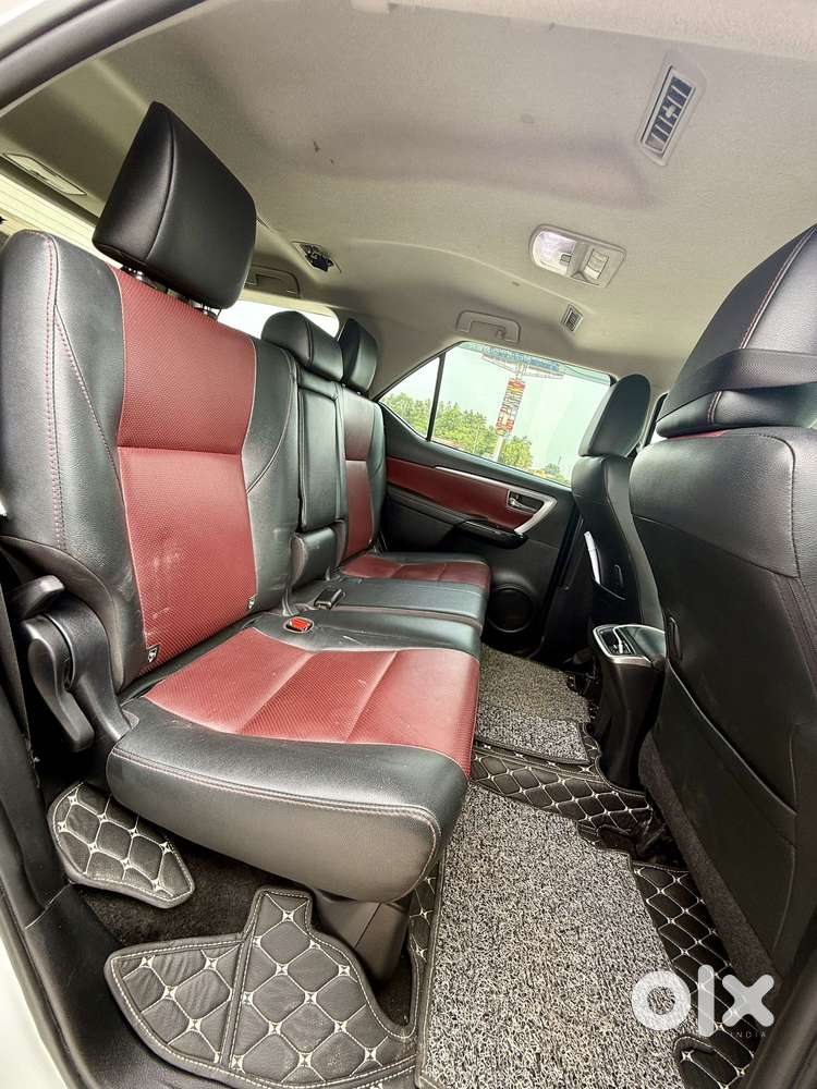 Toyota Fortuner Legender 4x2 At 2.8, 2024, Diesel