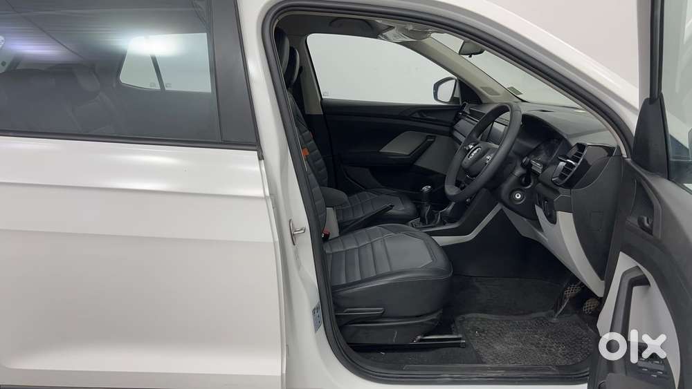 Skoda Kushaq Active 1.0 Tsi Mt, 2022, Petrol