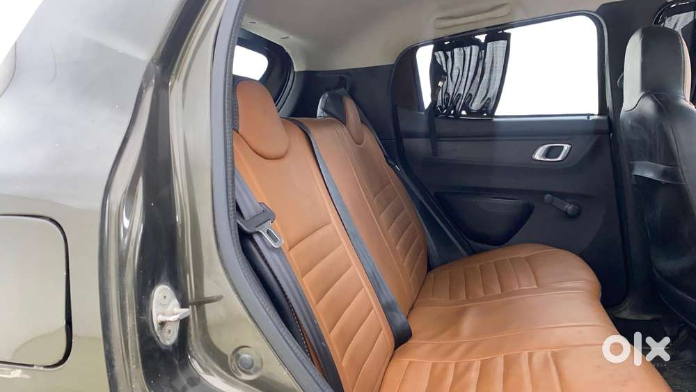 Renault Kwid 1.0 Rxt (o), 2018, Petrol