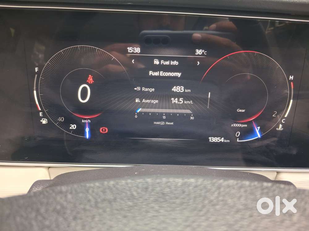 Mahindra Xuv700 2.2 Ax 5 Diesel Mt 7 Str, 2025, Diesel