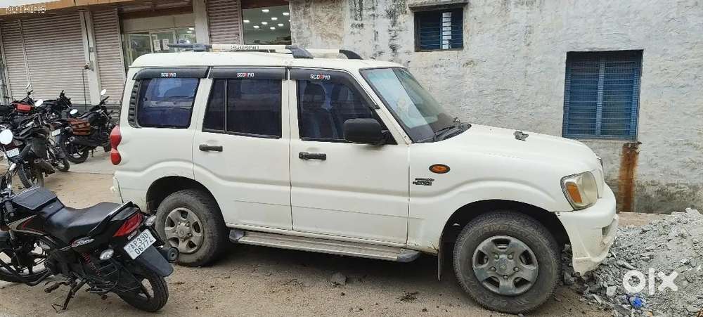 Mahindra Scorpio Classic 2012 Diesel 200000 Km Driven