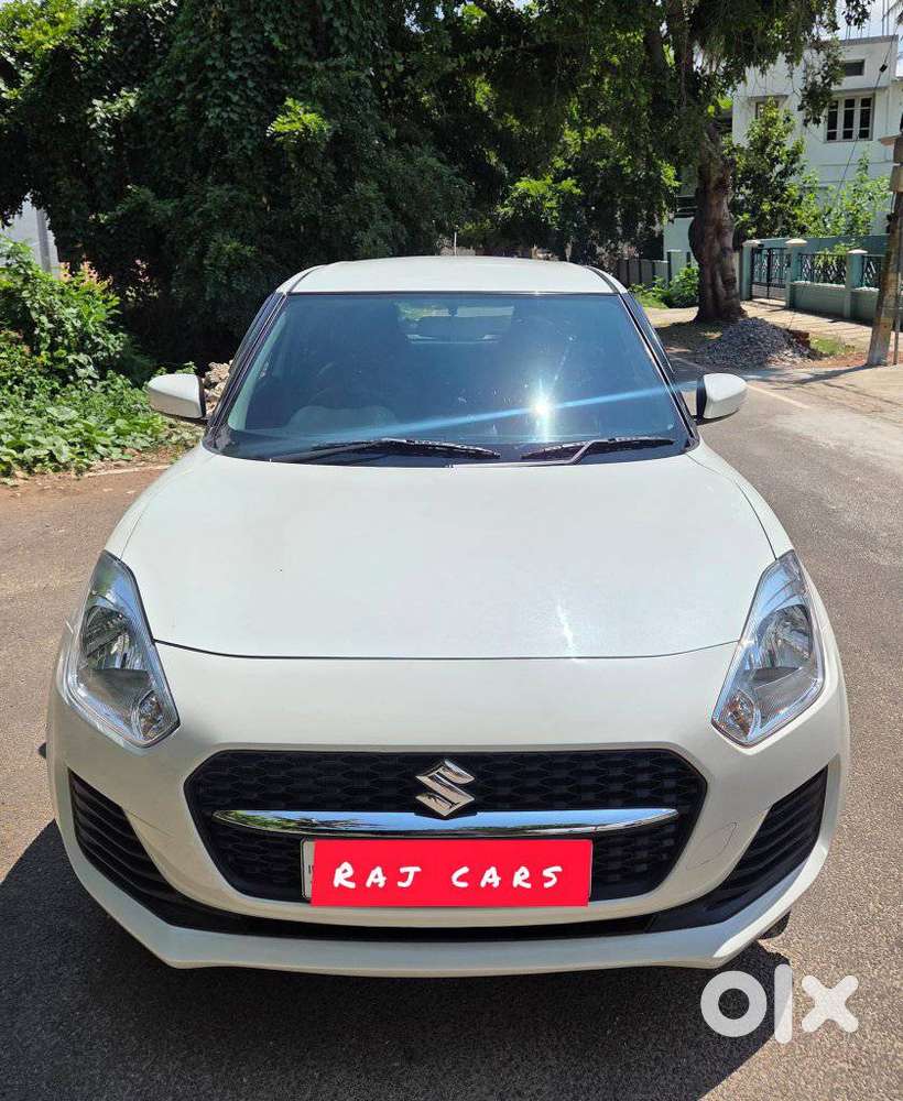 Maruti Suzuki Swift Vxi Optional, 2023, Petrol