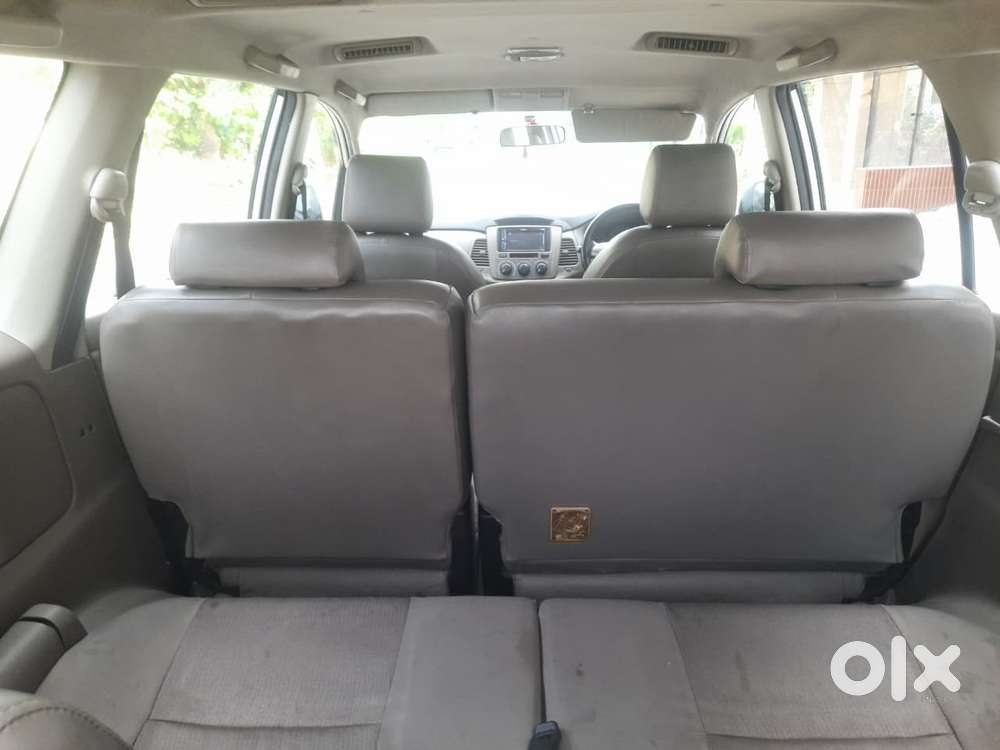 Toyota Innova 2.5 Gx 8 Seater Limited Edition, 2015, Diesel