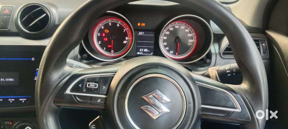 Maruti Suzuki Swift Vxi + Manual, 2021, Petrol