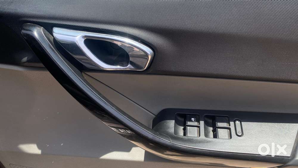 Tata Tiago Xza Plus, 2019, Petrol