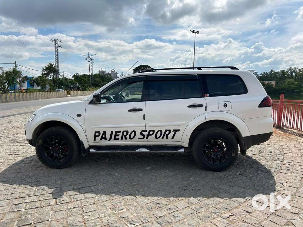 Mitsubishi Pajero Sport 4x4 Diesel Well Maintained