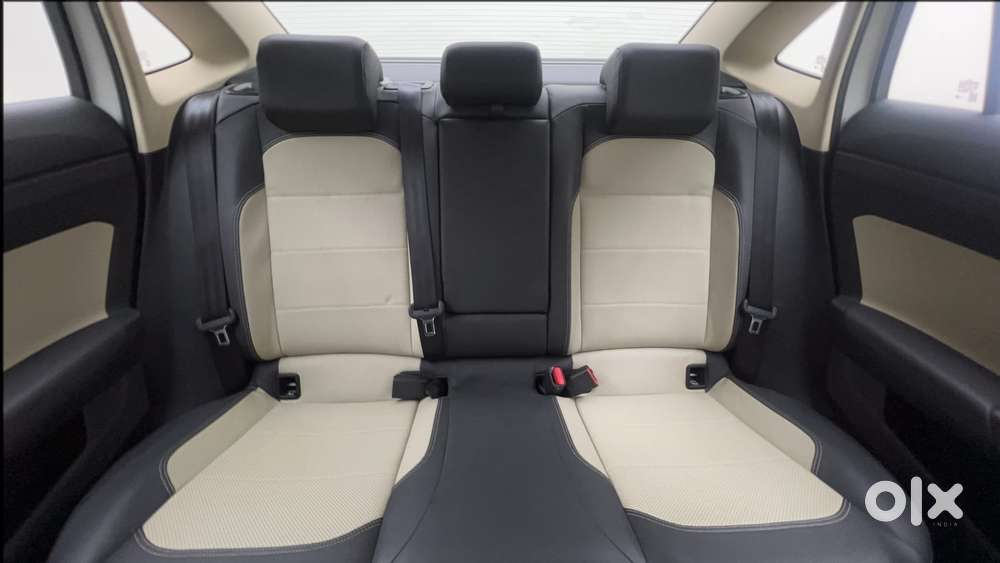 Skoda Slavia Style 1.5l Tsi Dsg, 2023, Petrol